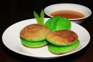 17 Makanan Kuliner Khas Kota Bandung yang Unik dan Populer