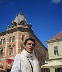 Profil Singkat dr Gamal Albinsaid “Ide Sampah dan Kesehatan”