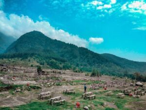 Lokasi, Peta, Harga Tiket dan Foto Wisata Bumi Pelangi Jalaksana Kuningan