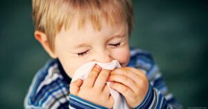 8 Cara Mengatasi Sakit Pilek (Flu) Pada Anak Kecil