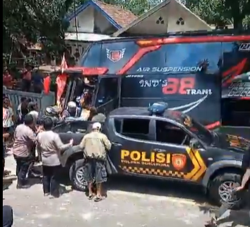 Tragedi Bus Wisata di Probolinggo: 8 Nakes Jember Tewas, Puluhan Luka-Luka